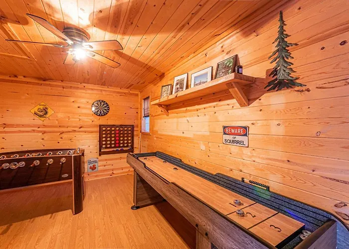#4 The Wolves Den - Pet Friendly- Sleeps 6 - Playground & Game * Payson
